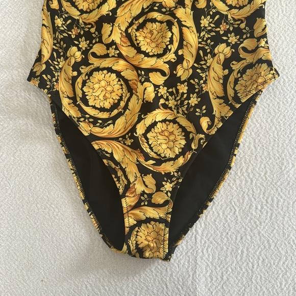 VERSACE BAROCCO ONE-PIECE SWIMSUIT, Size 3 36UK, $675 - Picture 8 of 12